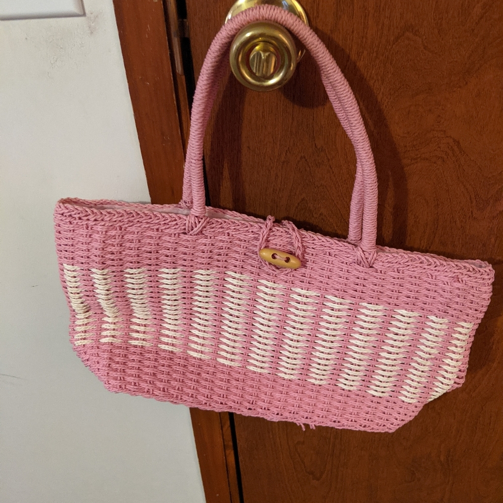 Purses - Picture 2 of 10